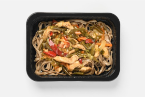 Лапша вок с курицей и овощами (коробка 20шт)